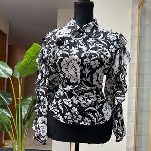 Zara printed top with ruffles, size M